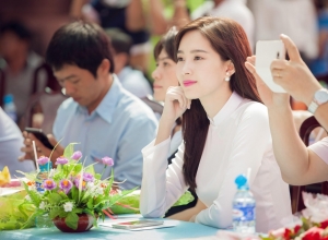 CHUNG ANG HÀN QUỐC PHỎNG VẤN DU HỌC SINH TW